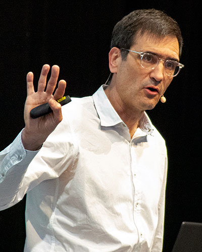 ENRIQUE GÓMEZ